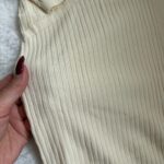 تی‌شرت یقه گیپور زنانه - تصویر 4